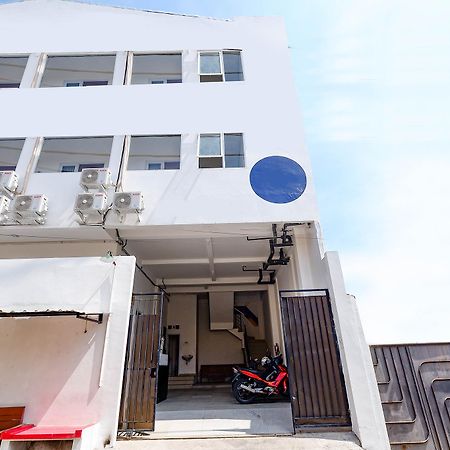 Spot On 2026 Arta Residence Semarang Ngoại thất bức ảnh