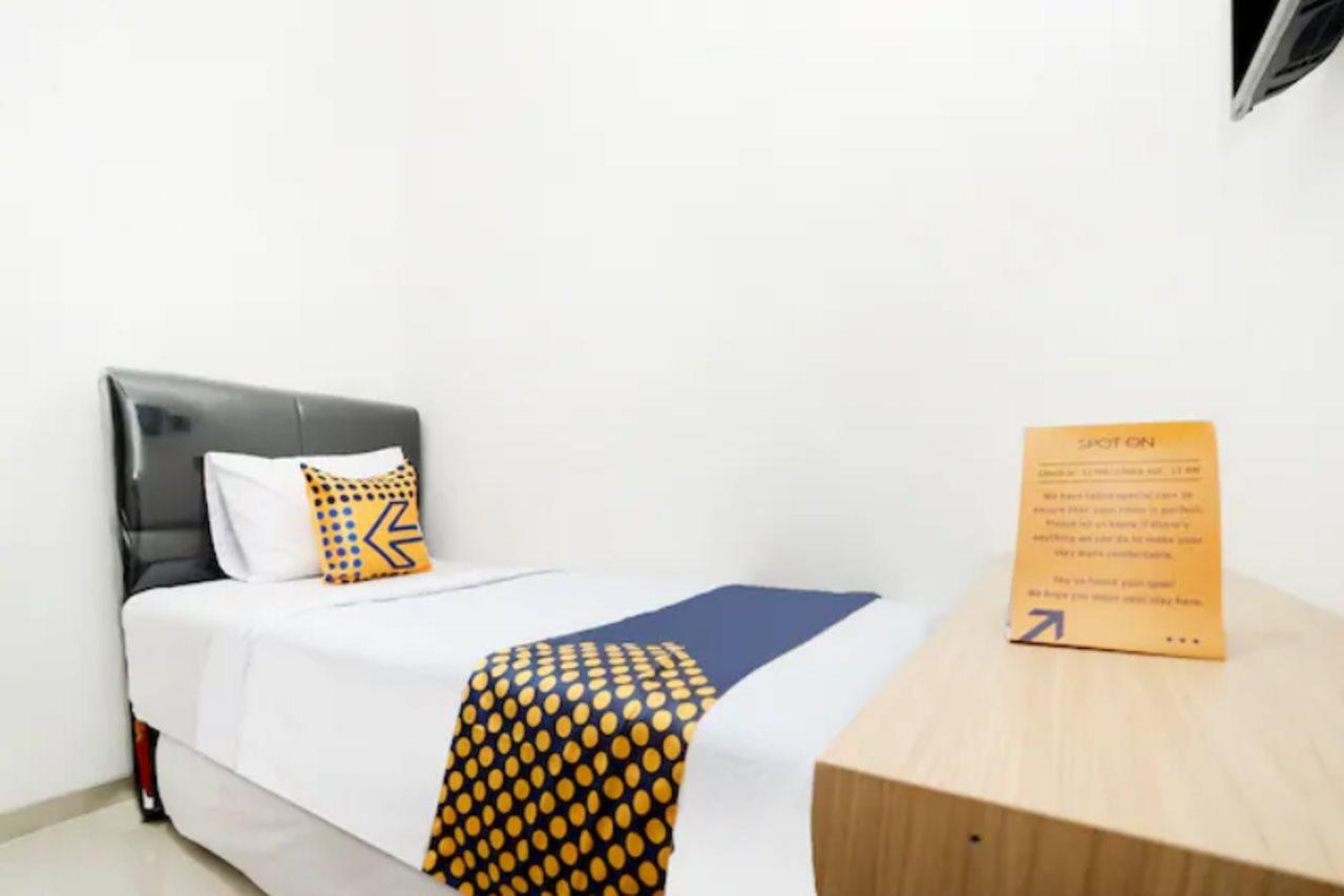 Spot On 2026 Arta Residence Semarang Ngoại thất bức ảnh
