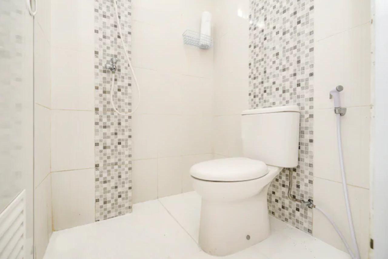 Spot On 2026 Arta Residence Semarang Ngoại thất bức ảnh