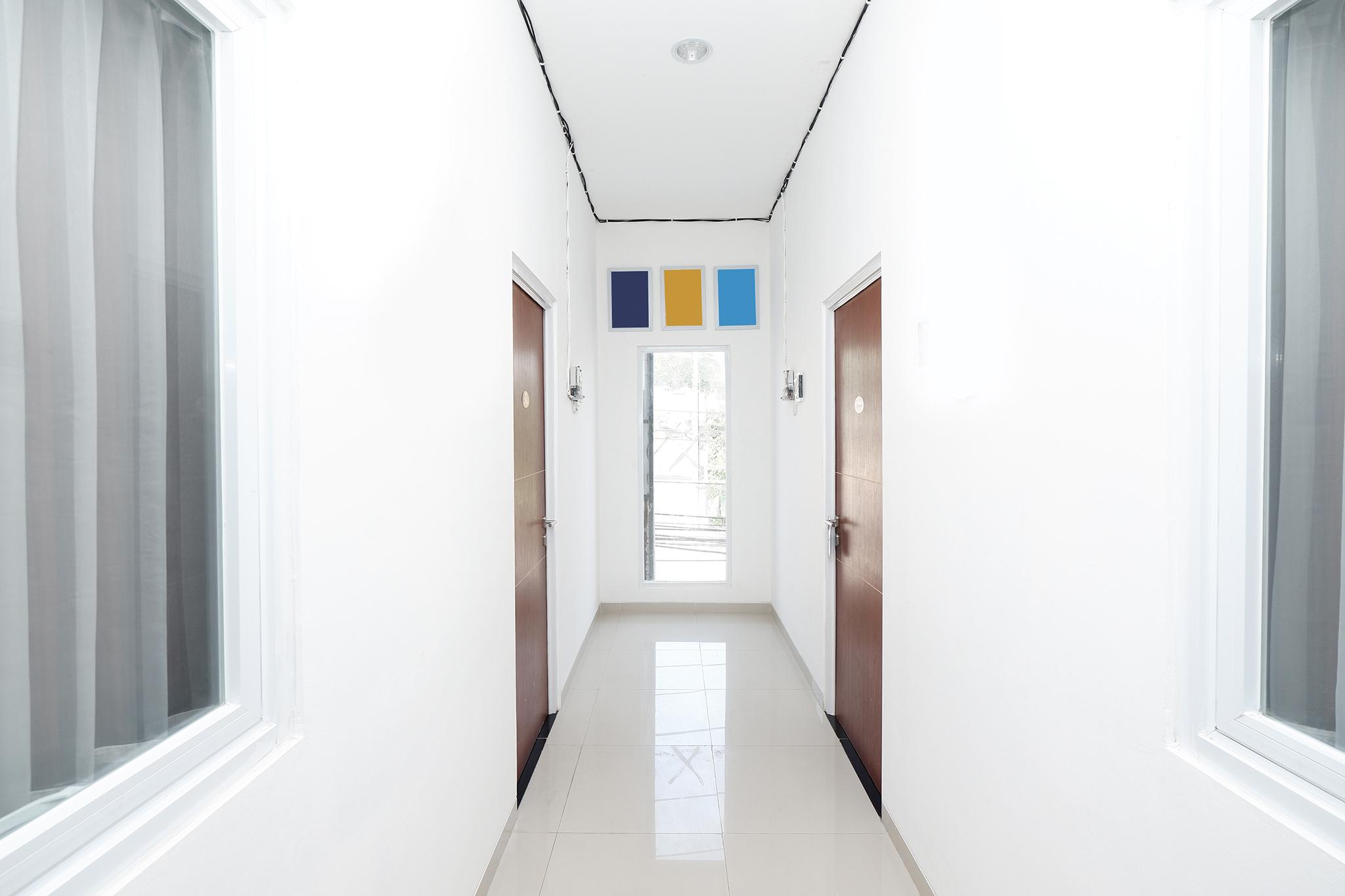 Spot On 2026 Arta Residence Semarang Ngoại thất bức ảnh
