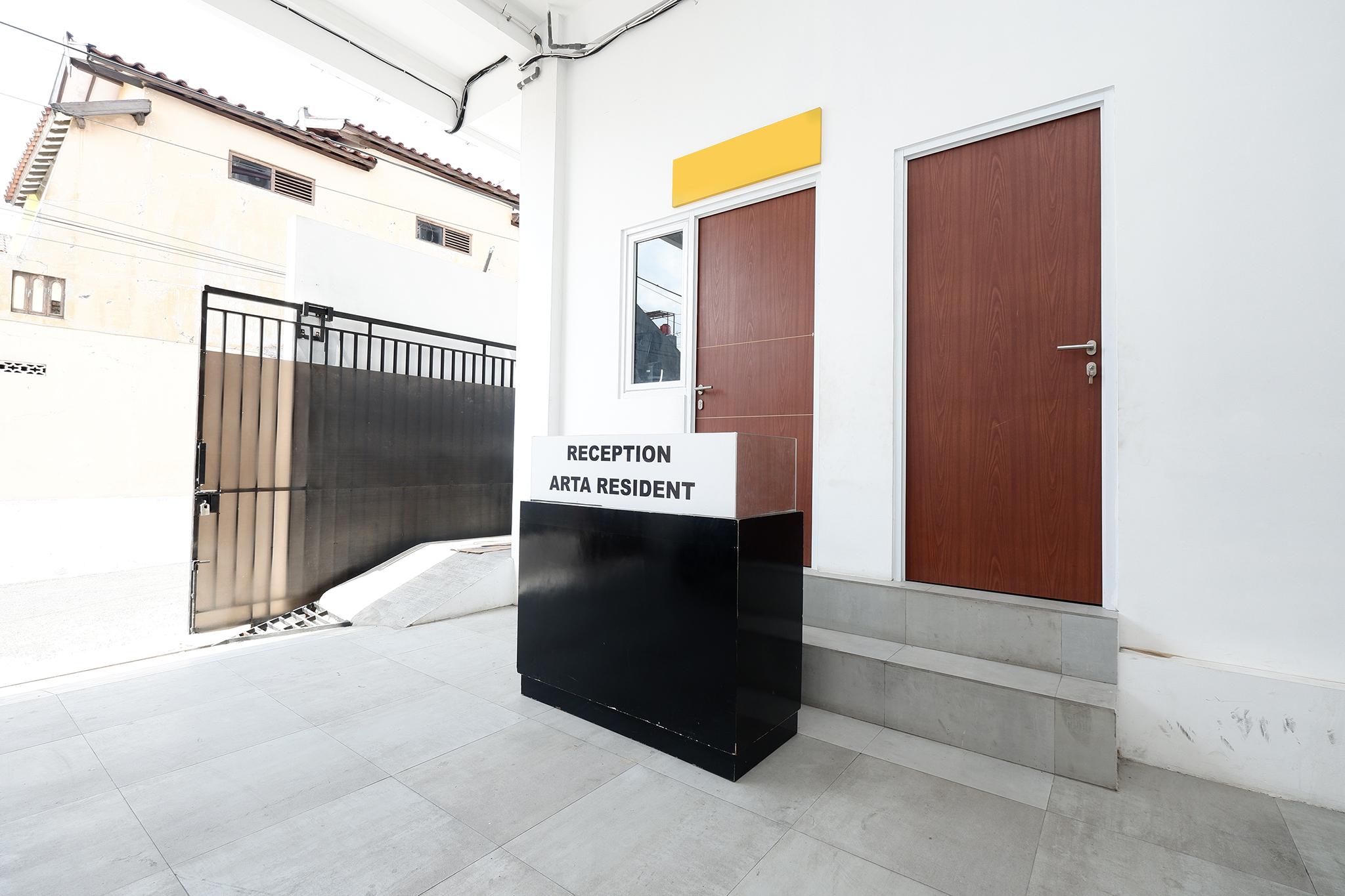 Spot On 2026 Arta Residence Semarang Ngoại thất bức ảnh